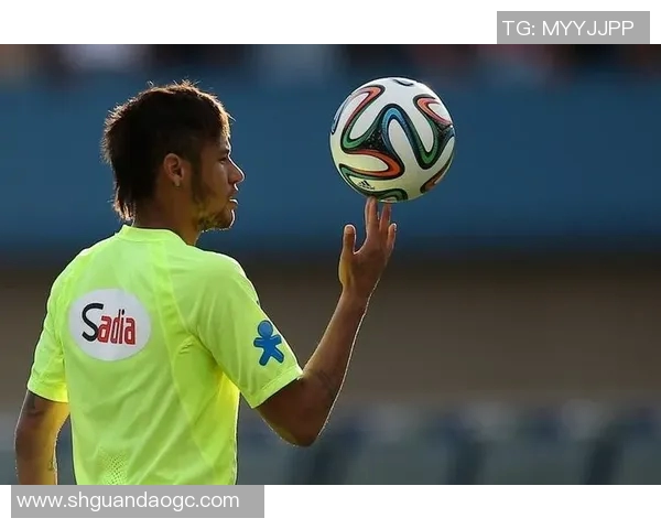 内马尔的舞步与球技交融展现足球场上的艺术魅力