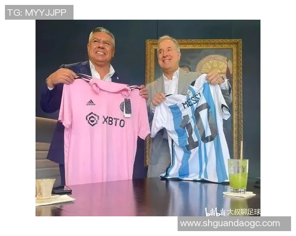 足球明星赠送豪车背后的故事与球迷心声解析